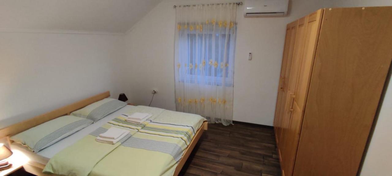 Apartment Gradina Korenica Zewnętrze zdjęcie